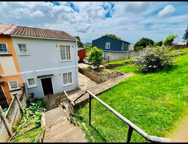 5 BEDROOM DUPLEX FOR SALE IN NEWLANDS EAST